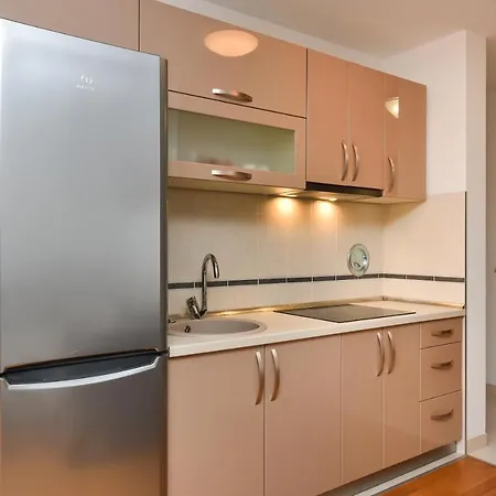 Πανσιόν Petra Vir