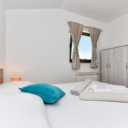 Πανσιόν Petra 3*