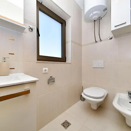 Πανσιόν Petra 3*