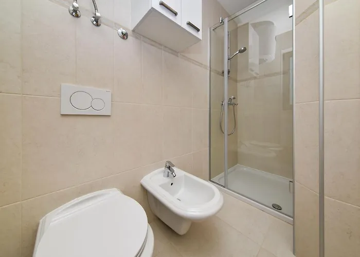 Petra בית הארחה 3*