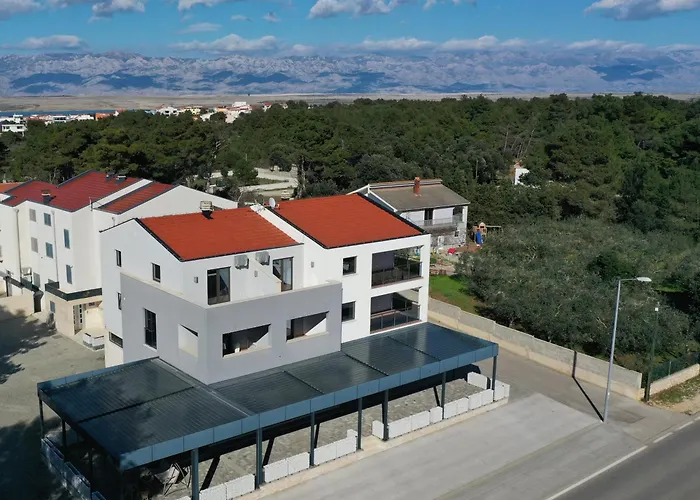 בית הארחה Petra